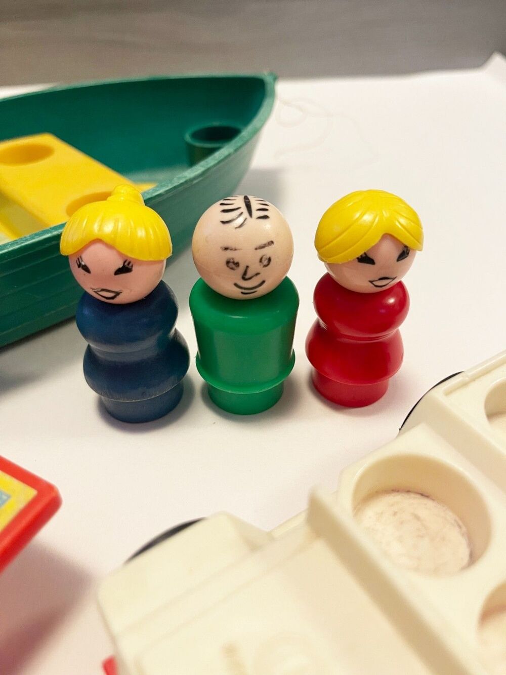 Vintage 1972 Fisher Price Little People Camper Boat Family Accessories Lot - Picture 7 of 16